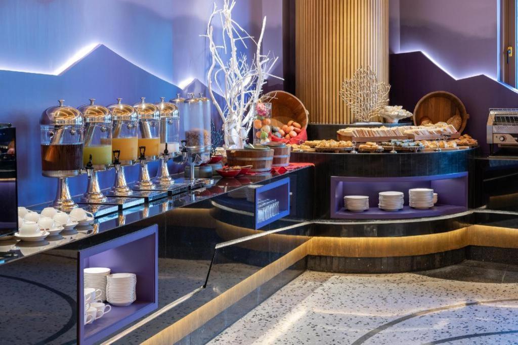 Metadee Elite Hotel